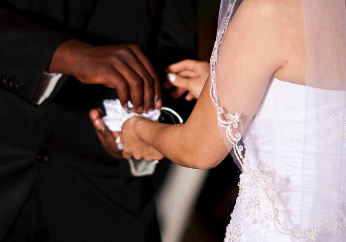 Couple Goes Viral For Shaving Their Heads During Wedding In Honor Of Mom With Cancer