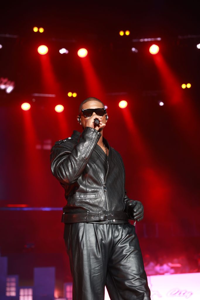 Usher Postpones Tour Due to Neck Injury, ATL Fans React