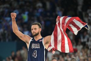 Steph Curry Carries Team USA to Gold Medal In Paris Olympics