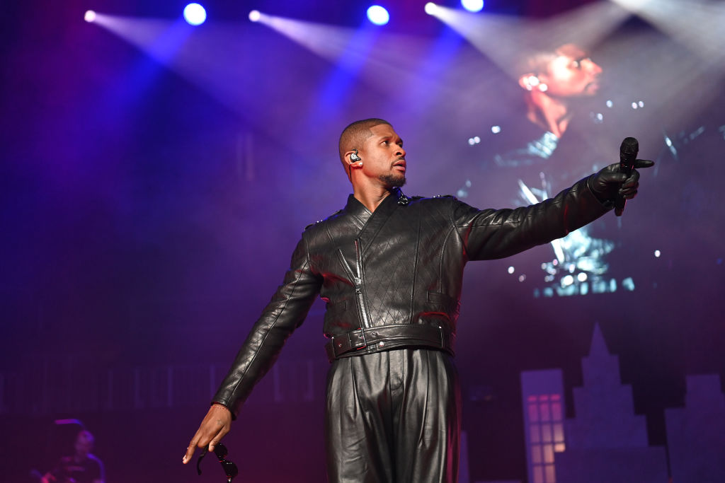 Usher Postpones Tour After Suffering a Neck Injury [MORE INFO]