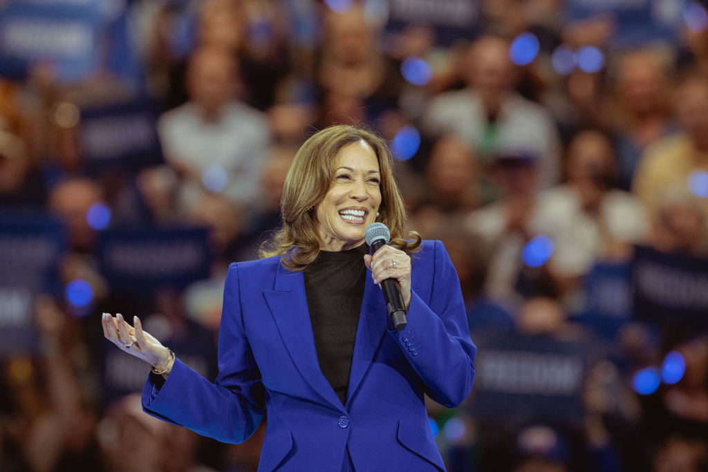 5 Kamala Harris Style Staples We Can Expect To See On The Presidential Campaign Trail