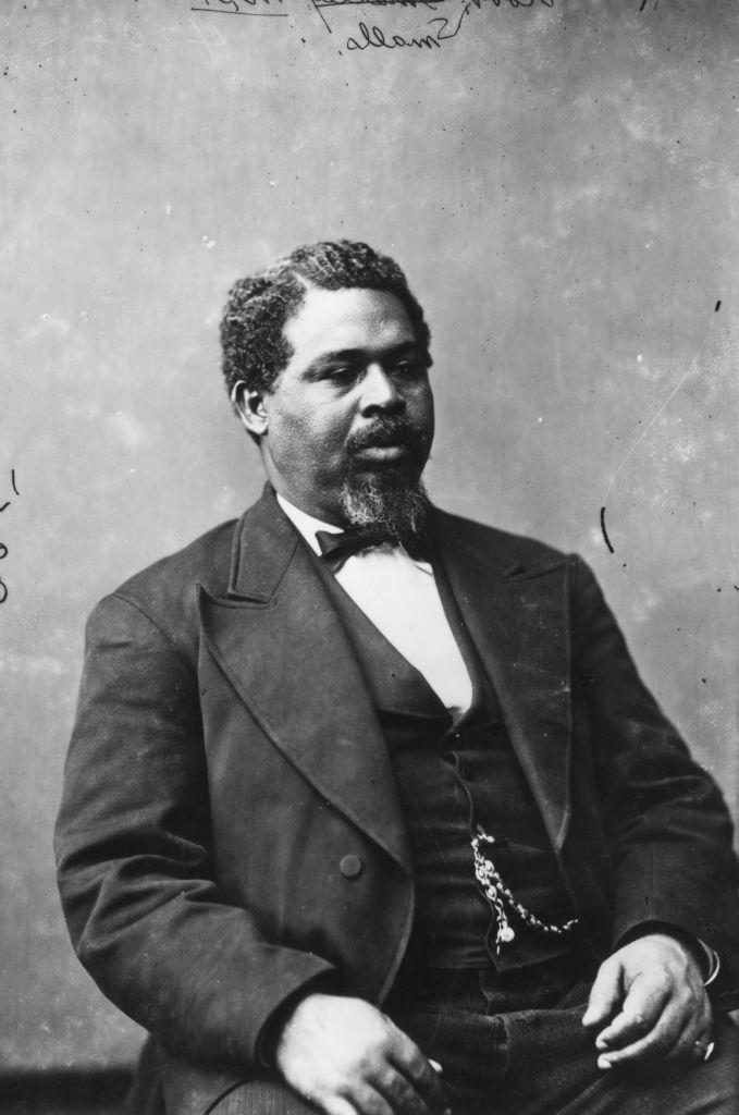 Statue Of Freedom Fighter Robert Smalls Set To Be Built In Beaufort, South Carolina