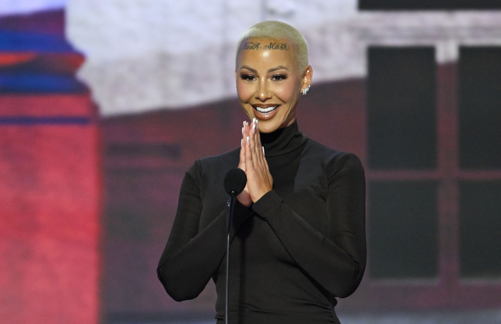 MAGA Glazer Amber Rose Ridiculously Claims Beyoncé “Stole Her Speech,” & Wants To “Be Her So Bad,” Of Course She Got Dragged On X