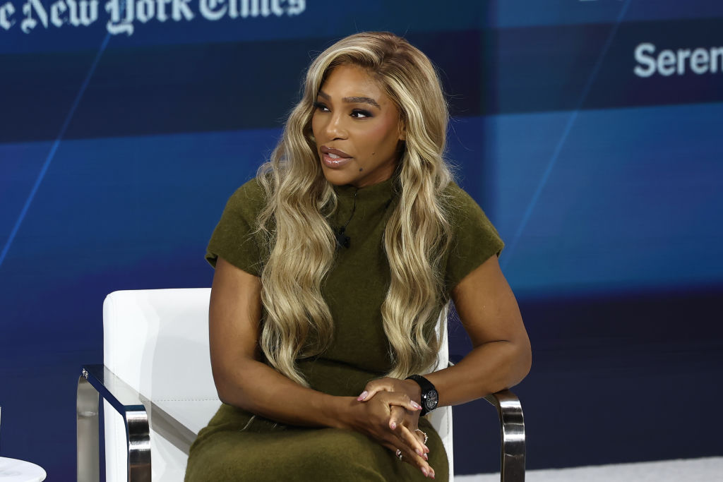 Serena Williams Shuts Down Skin Bleaching Rumors