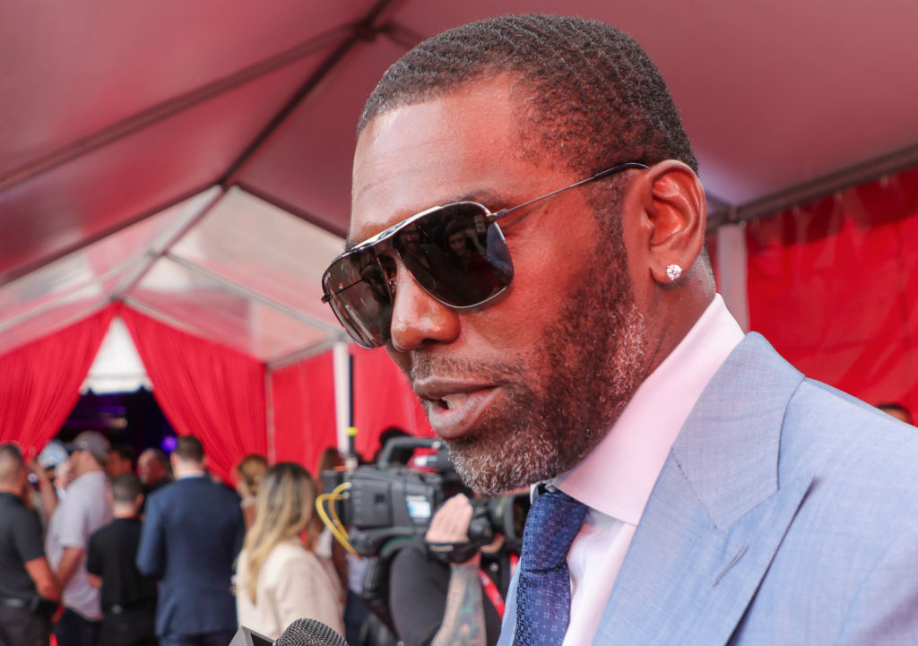 Randy Moss Speaks Out About Beating Cancer [WATCH]