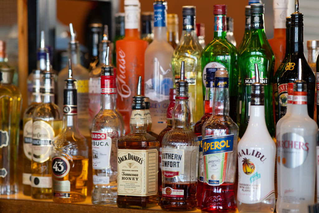 Surgeon General calls for cancer risk warning on alcohol