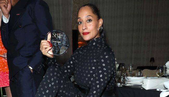 Tracee Ellis Ross Slays In Alaïa, Receives Her Fashion Flowers At WWD’s First-Ever Style Awards