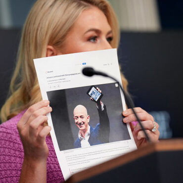White House Slams Amazon for Displaying Tariff Costs