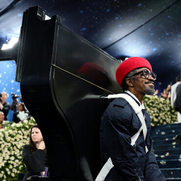 André 3000 Rocked A Piano On His Back & More Met Gala Hip-Hop Flexes